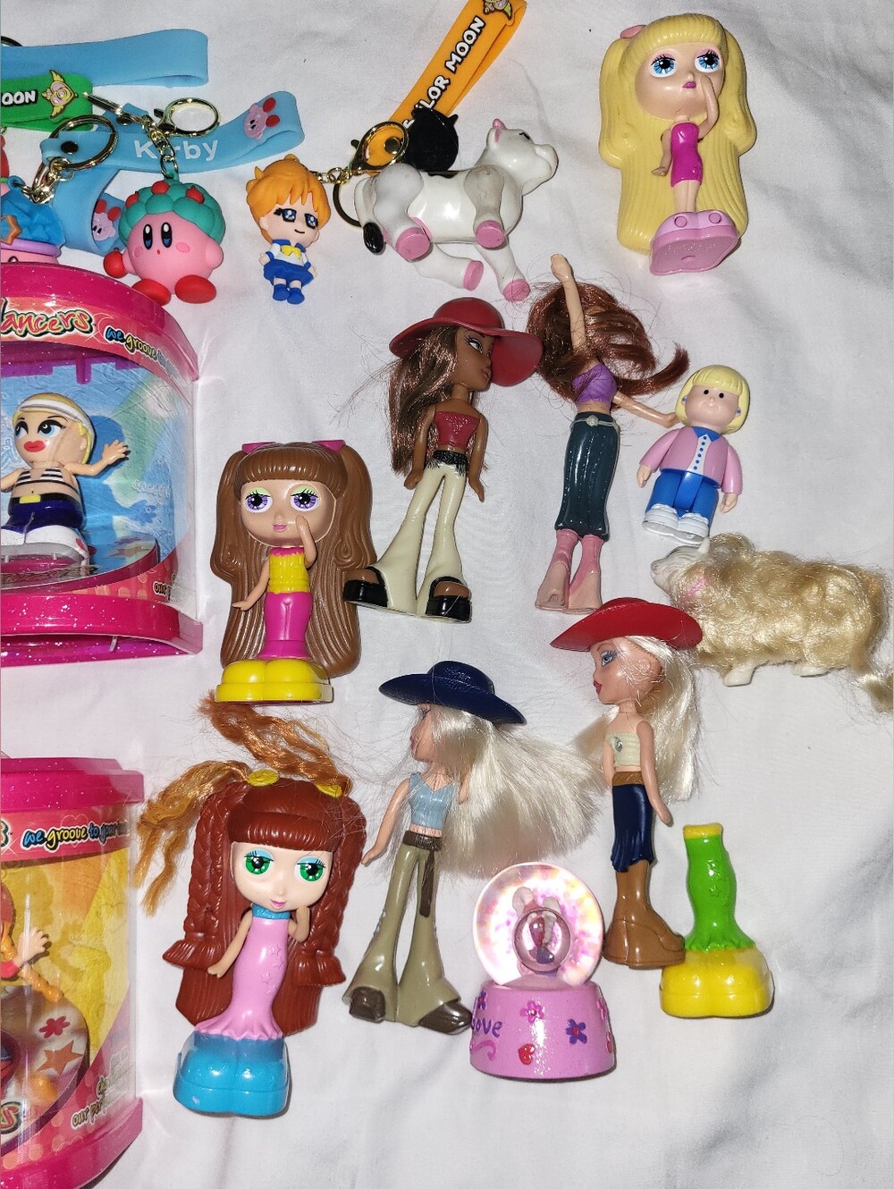 Bundle Of Figures And Other Toys - Picture 4 of 4